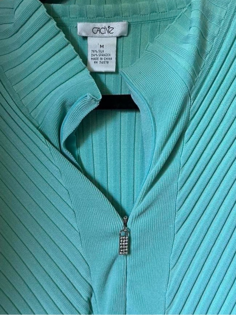 Cache Silk Turquoise Ribbed Zip-Front Ruffle Collar Blouse Rhinestone Zipper - Picture 8 of 11